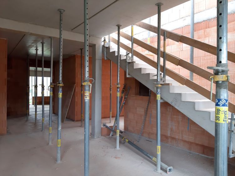 Innenausbau.jpg